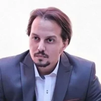 أحمد خالد مصطفى